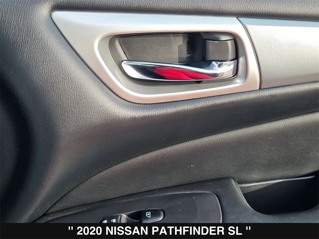 2020 Nissan Pathfinder SL