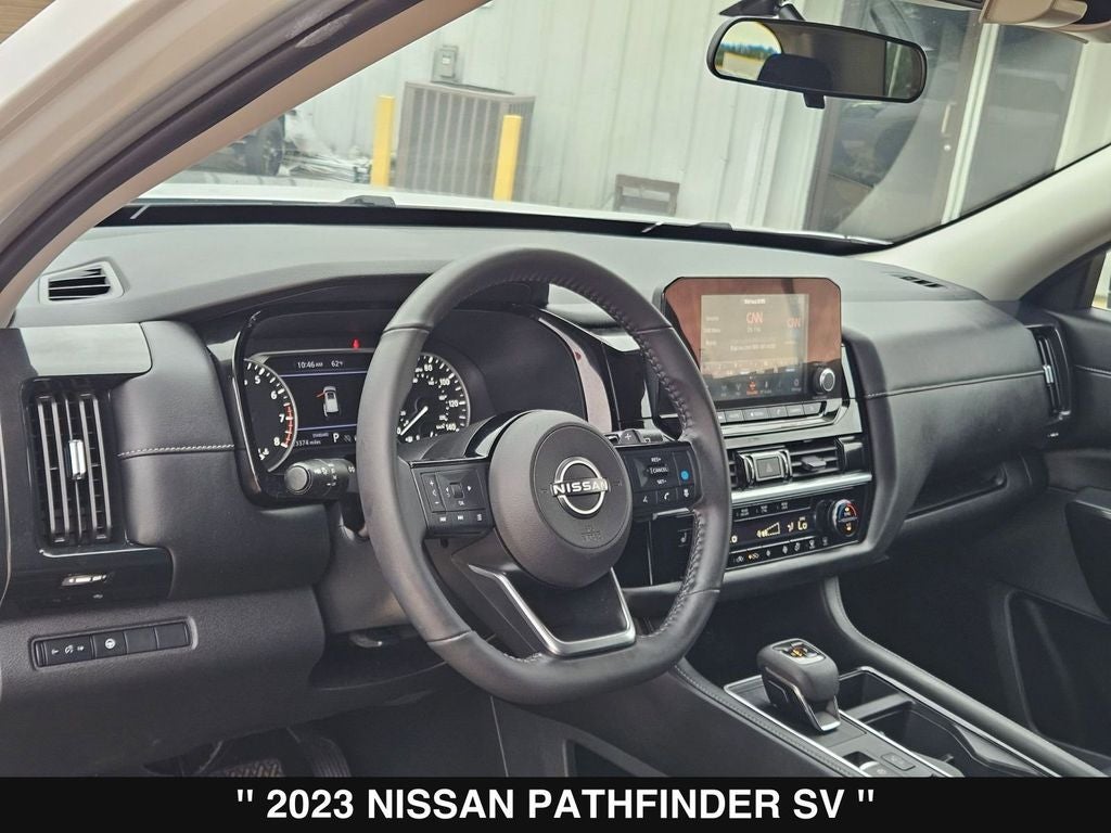 2023 Nissan Pathfinder SV