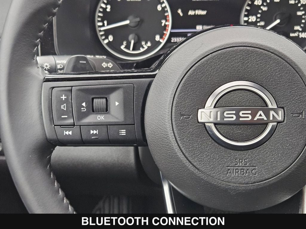 2023 Nissan Pathfinder SV
