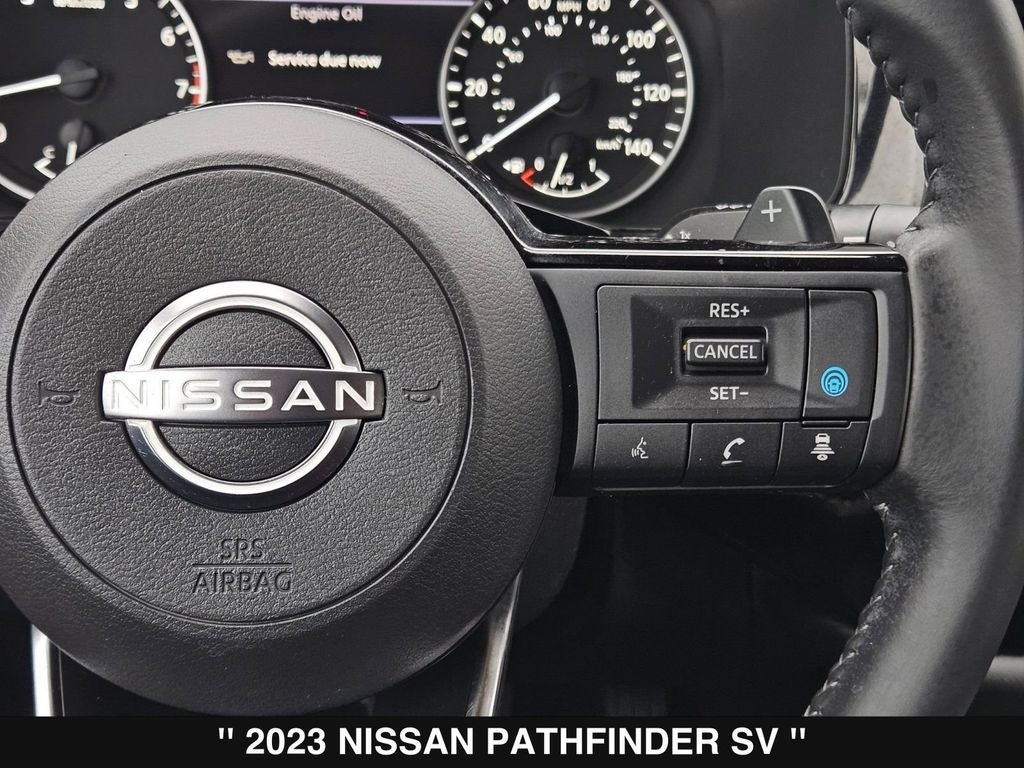 2023 Nissan Pathfinder SV