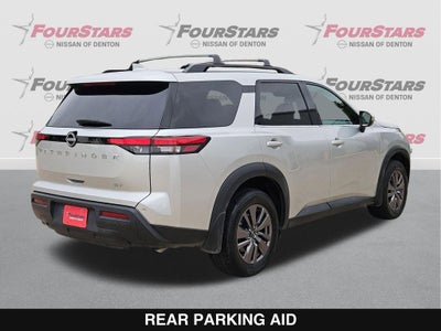 2023 Nissan Pathfinder SV