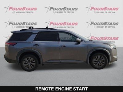 2022 Nissan Pathfinder SV