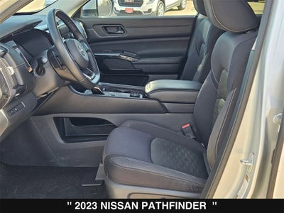2023 Nissan Pathfinder SV