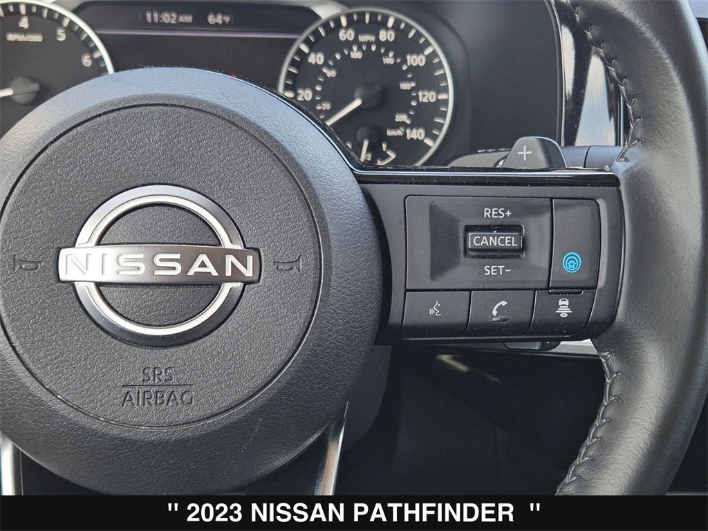 2023 Nissan Pathfinder SV