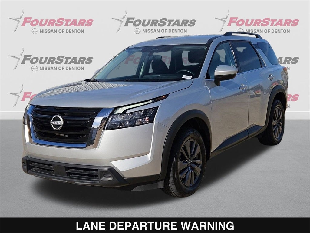 2023 Nissan Pathfinder SV