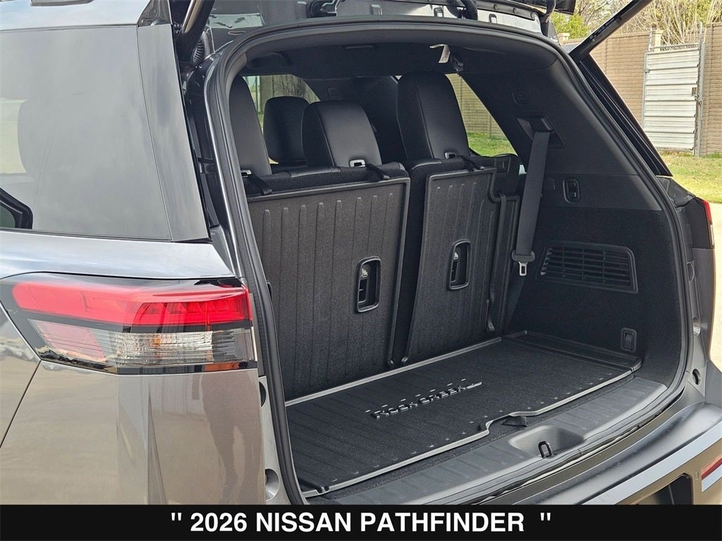 2026 Nissan Pathfinder SV