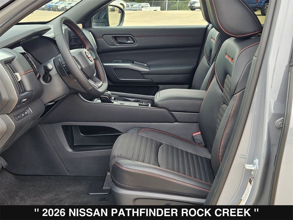 2026 Nissan Pathfinder SV