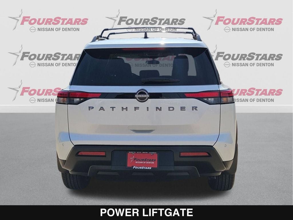 2026 Nissan Pathfinder SV