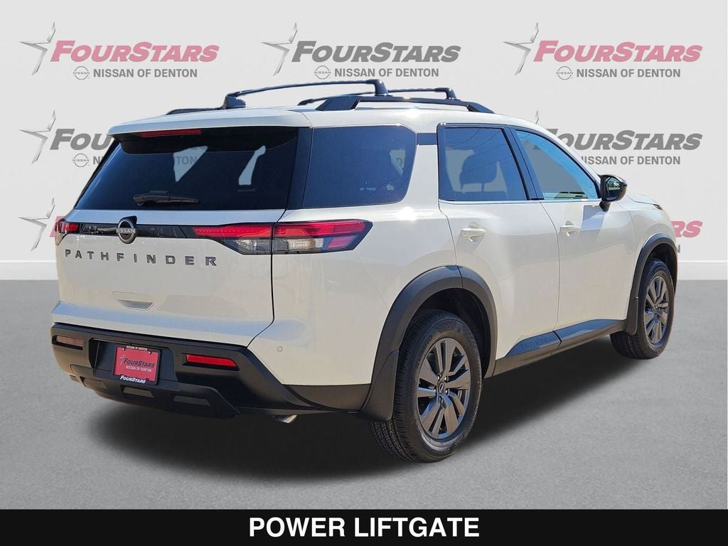 2026 Nissan Pathfinder SV