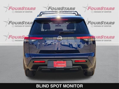 2026 Nissan Pathfinder SV