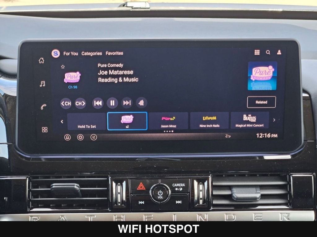 2026 Nissan Pathfinder SV