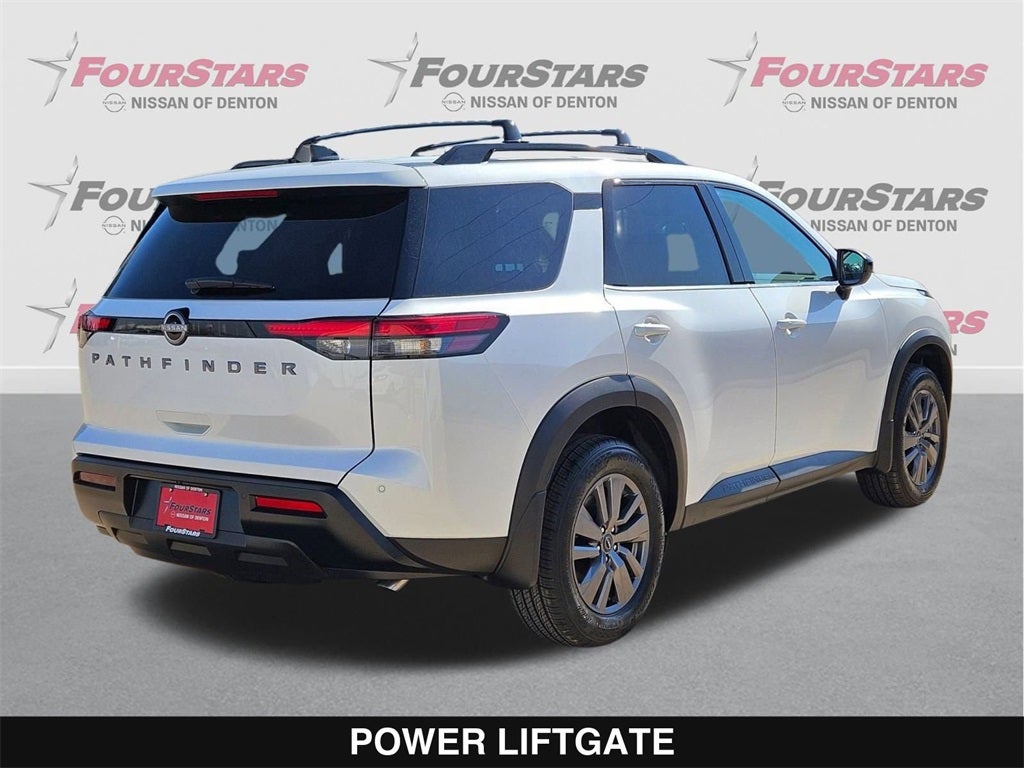 2026 Nissan Pathfinder SV