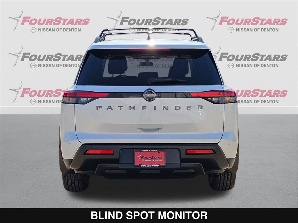 2026 Nissan Pathfinder SV