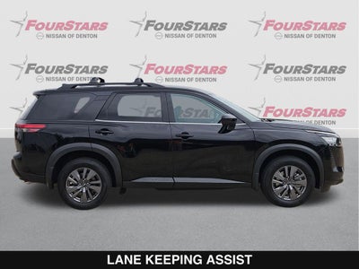 2026 Nissan Pathfinder SV