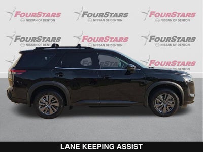 2026 Nissan Pathfinder SV