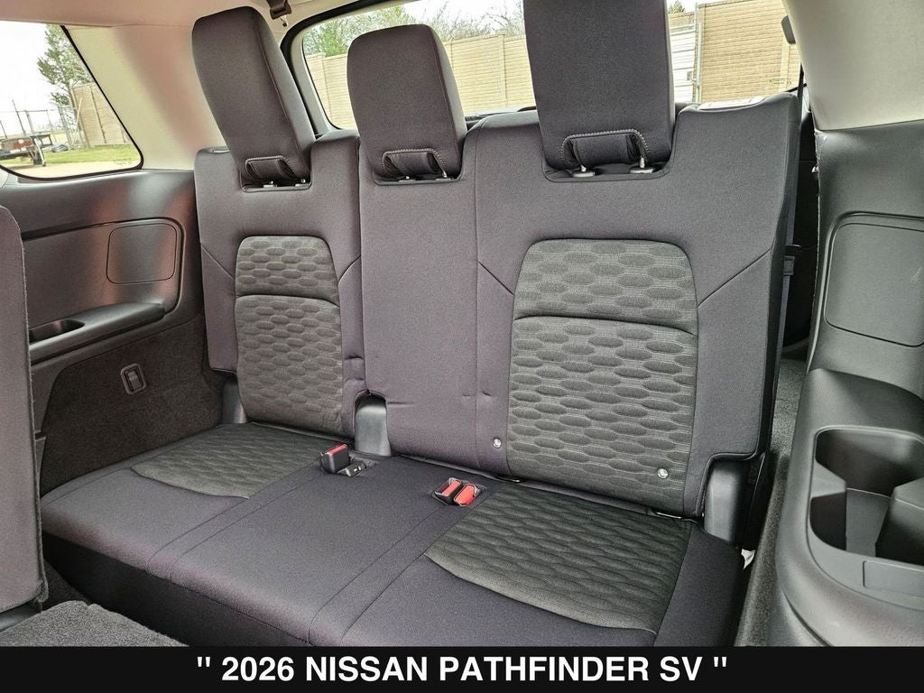 2026 Nissan Pathfinder SV
