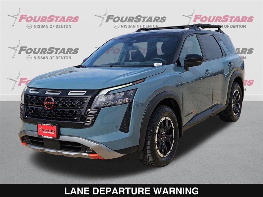 2026 Nissan Pathfinder SV