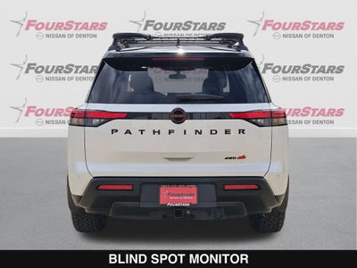 2026 Nissan Pathfinder SV