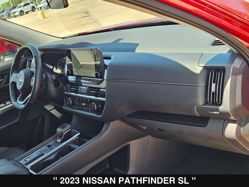 2023 Nissan Pathfinder SL