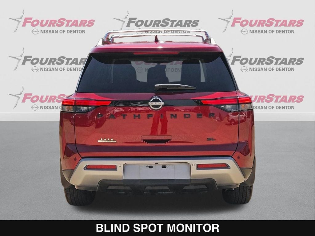 2023 Nissan Pathfinder SL