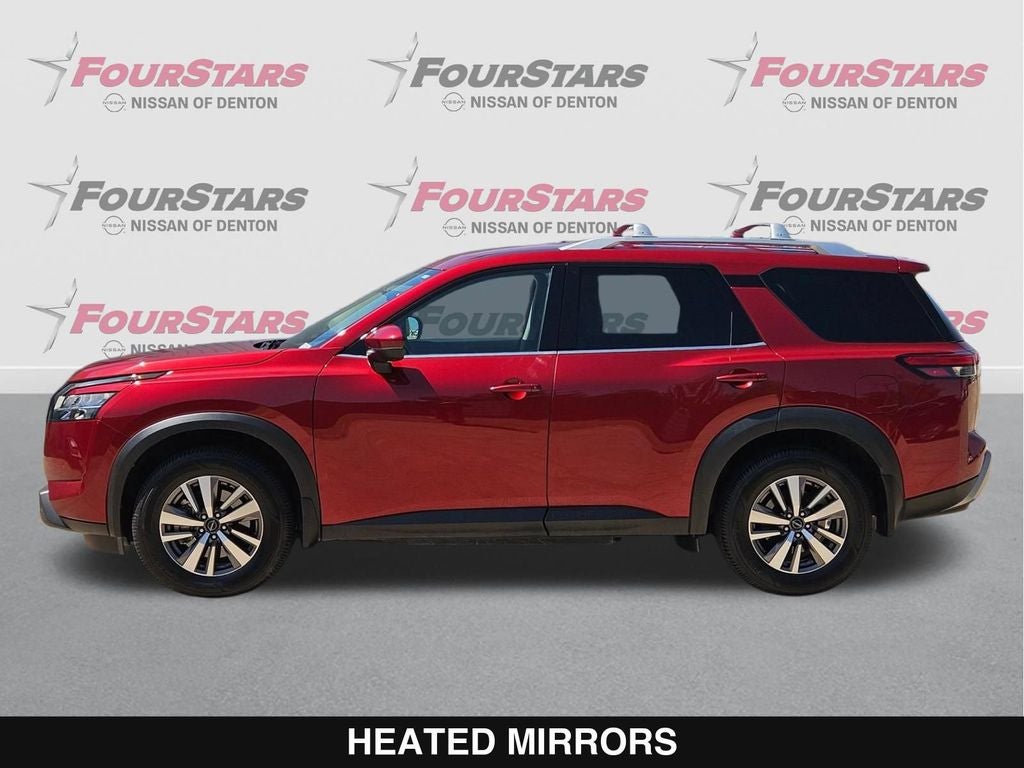 2023 Nissan Pathfinder SL