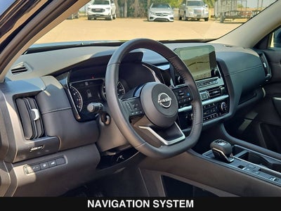 2025 Nissan Pathfinder SL
