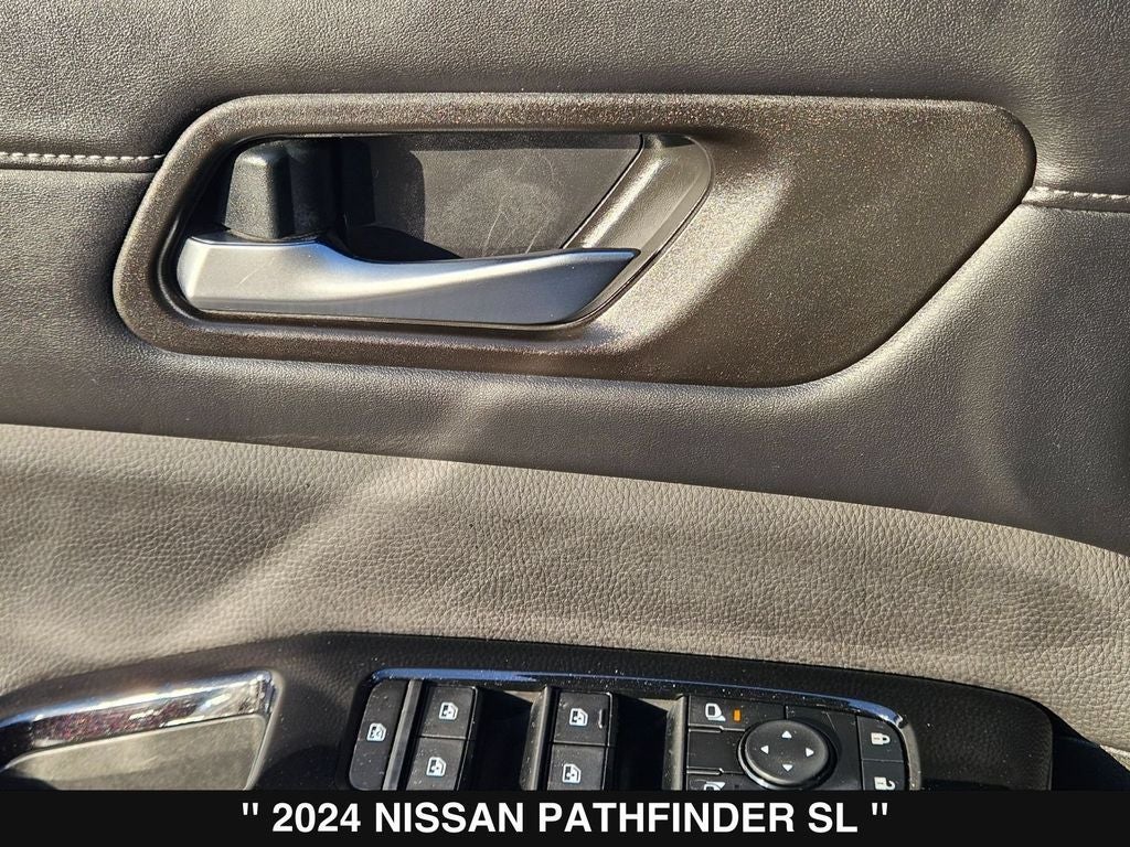 2024 Nissan Pathfinder SL