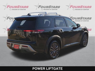 2024 Nissan Pathfinder SL