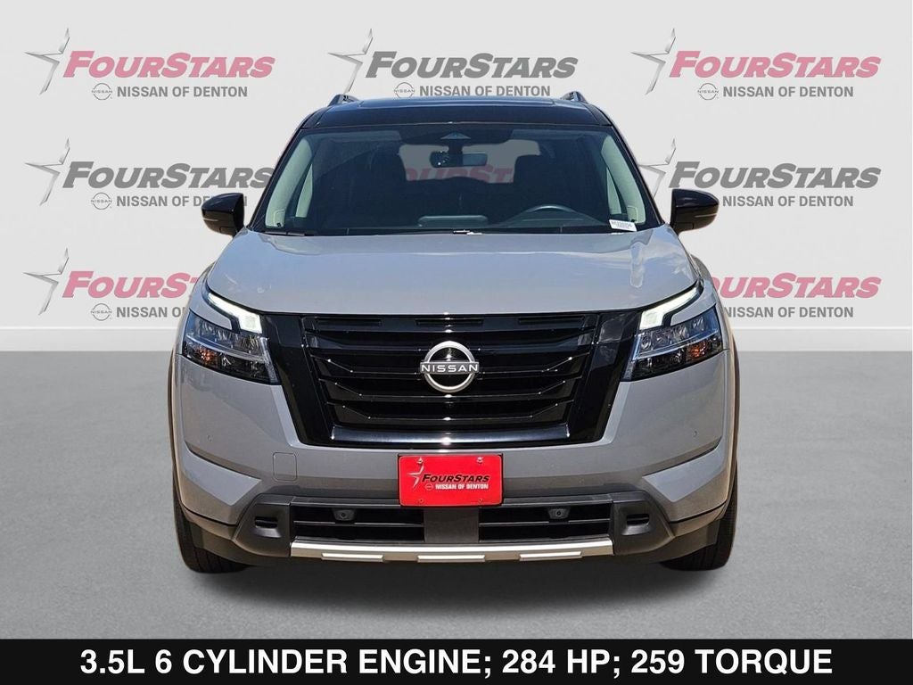 2024 Nissan Pathfinder SL