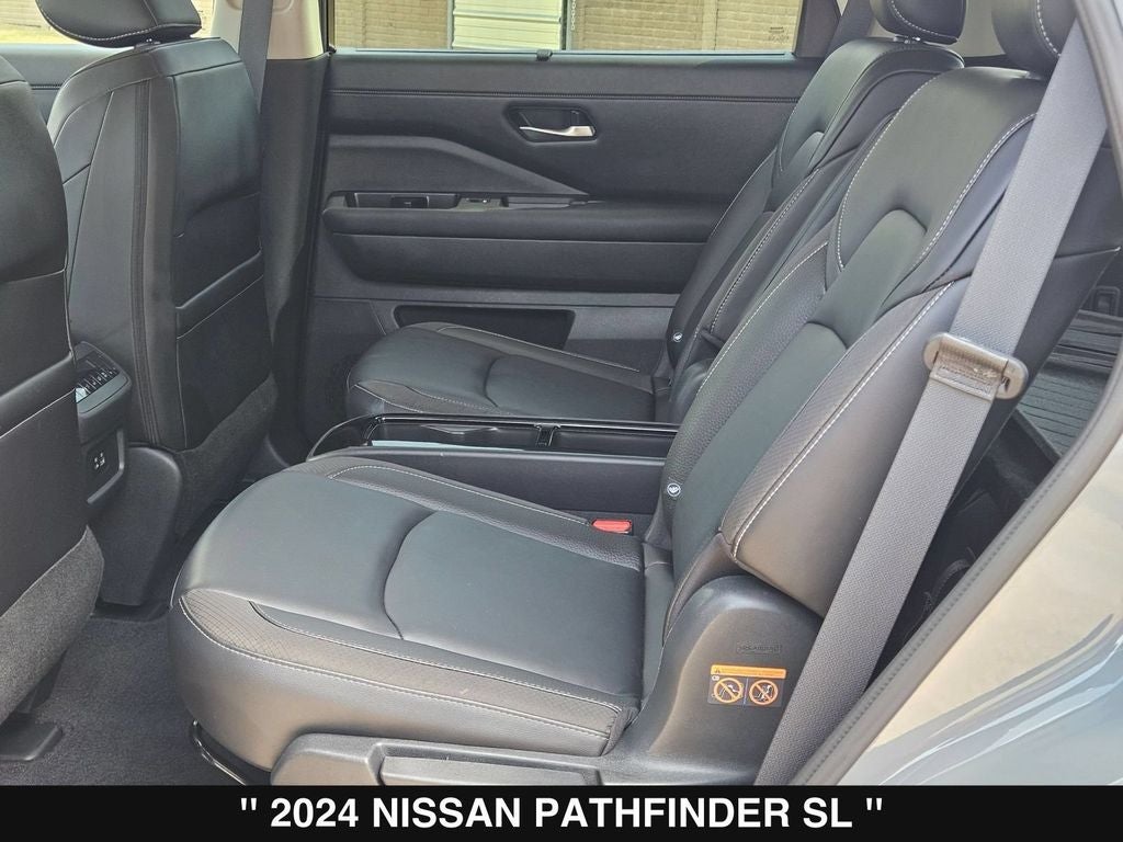 2024 Nissan Pathfinder SL