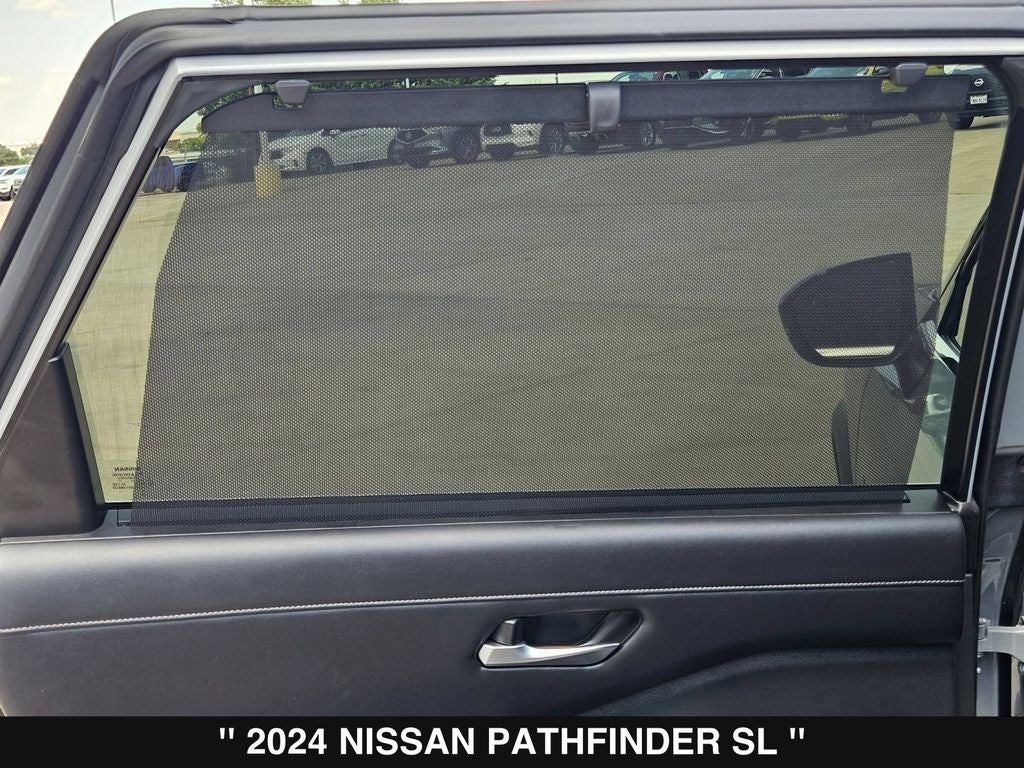 2024 Nissan Pathfinder SL