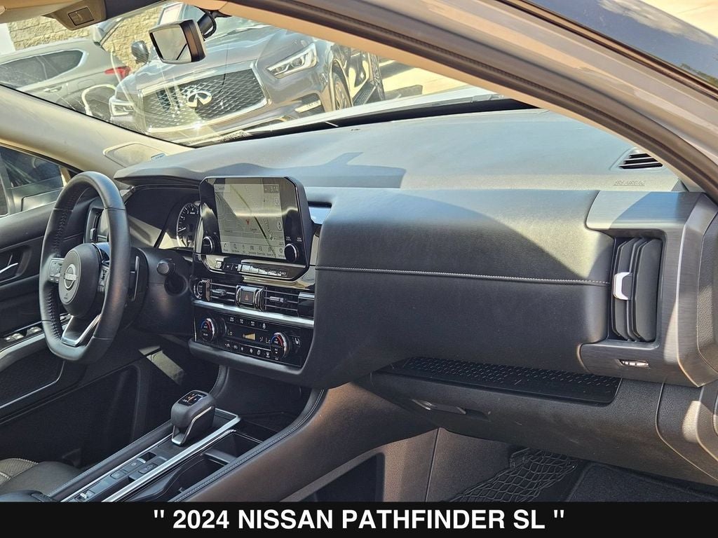 2024 Nissan Pathfinder SL