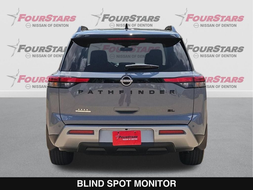 2024 Nissan Pathfinder SL