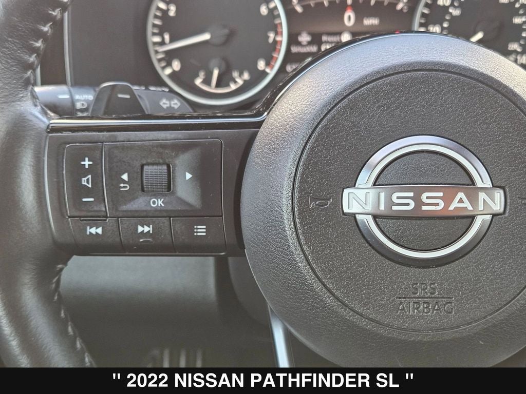 2022 Nissan Pathfinder SL