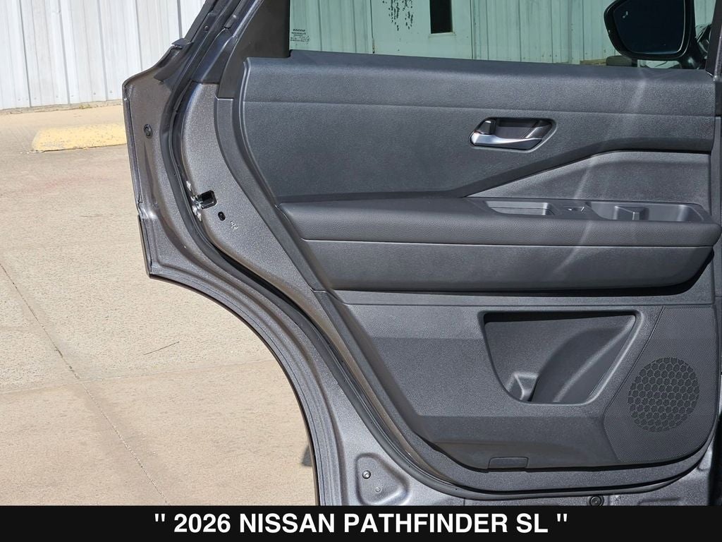 2026 Nissan Pathfinder SL