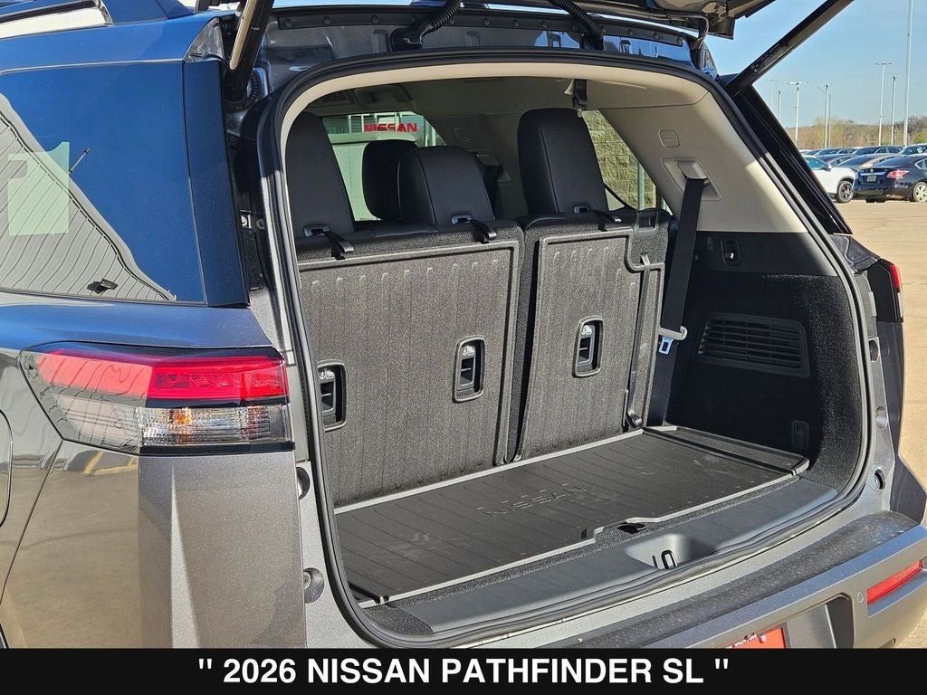 2026 Nissan Pathfinder SL