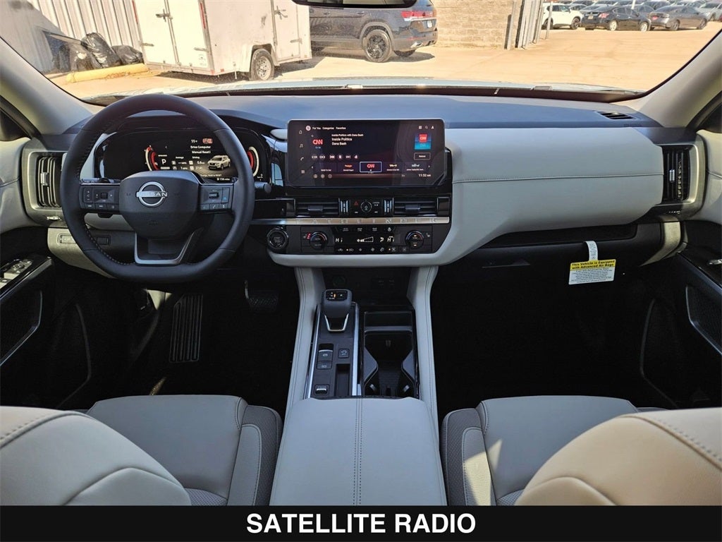 2026 Nissan Pathfinder SL