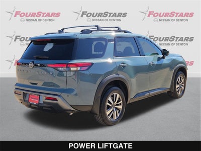 2026 Nissan Pathfinder SL