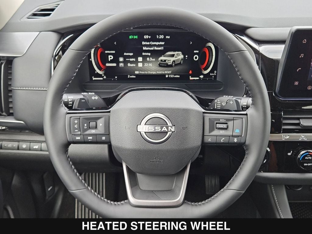 2026 Nissan Pathfinder SL