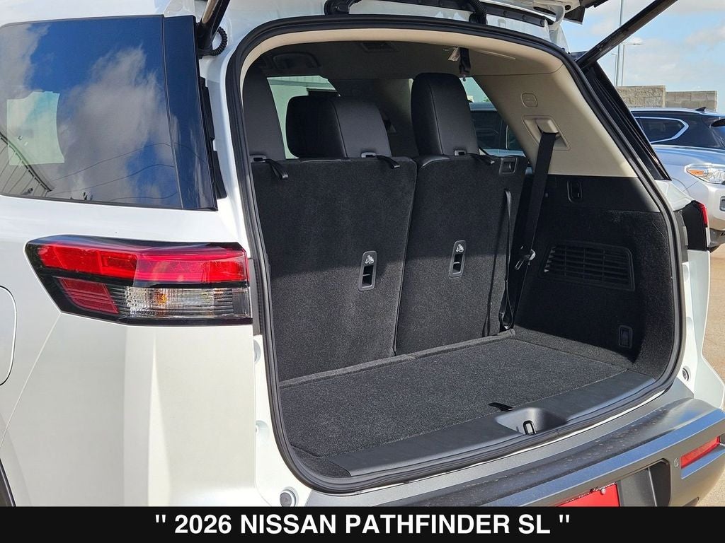2026 Nissan Pathfinder SL