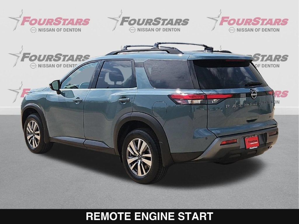 2026 Nissan Pathfinder SL