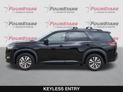2026 Nissan Pathfinder SL