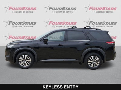 2026 Nissan Pathfinder SL