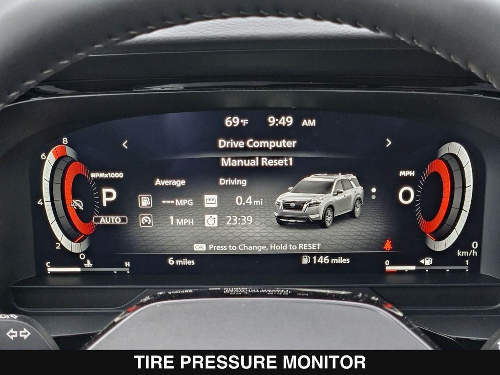 2026 Nissan Pathfinder SL