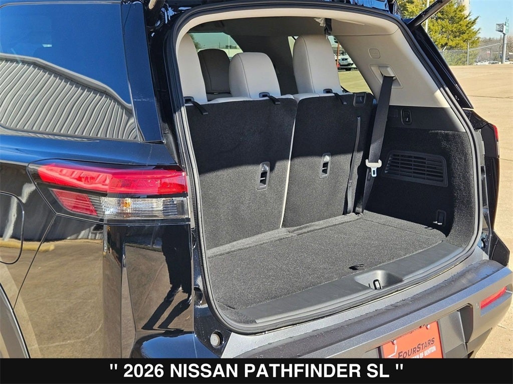 2026 Nissan Pathfinder SL