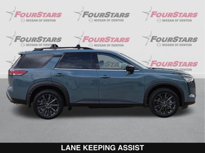 2026 Nissan Pathfinder SL