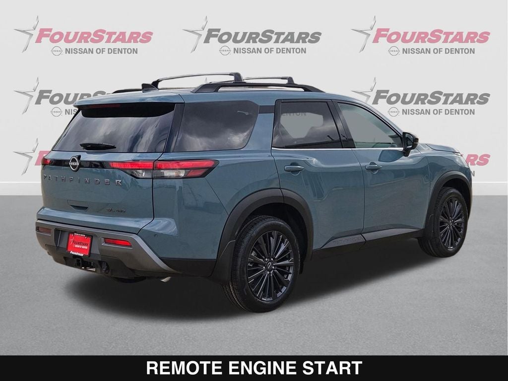 2026 Nissan Pathfinder SL
