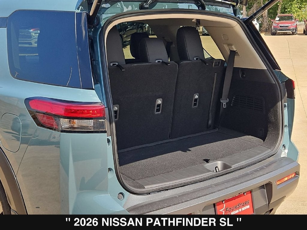 2026 Nissan Pathfinder SL