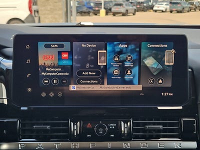 2026 Nissan Pathfinder SL