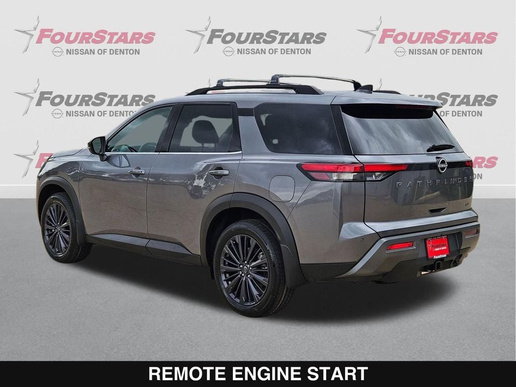 2026 Nissan Pathfinder SL